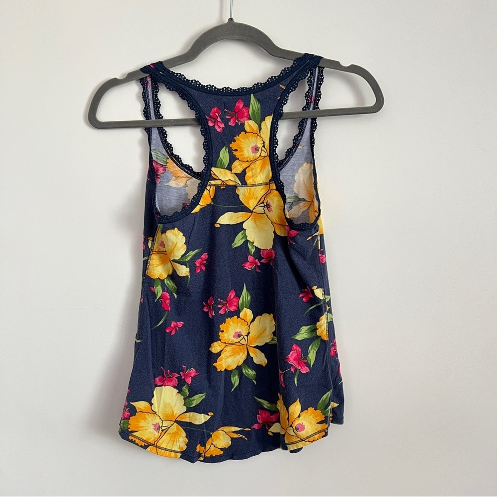 Hollister Floral Racerback Tank Top Navy Tropical Summer Top Size XS - Picture 5 of 8